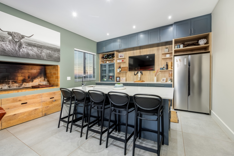 5 Bedroom Property for Sale in Clara Anna Fontein Western Cape